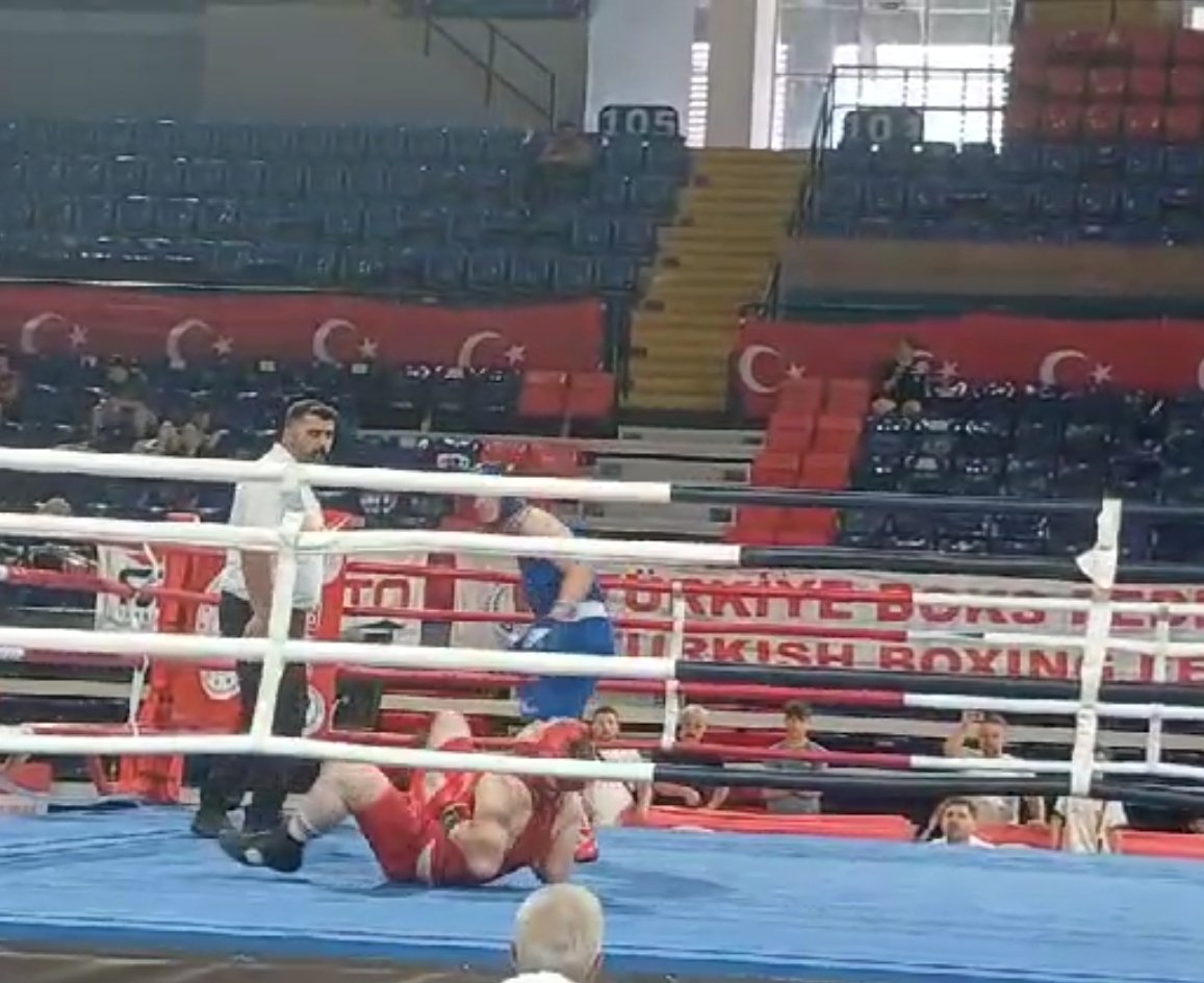Araklılı Türkiye Boks Şampiyonasında Finale çıktı
