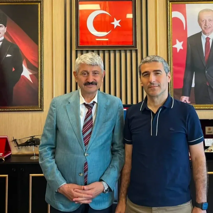 Araklılı Vali'den Başkan Hüseyin Avni Coşkun Çebi'ye Ziyaret