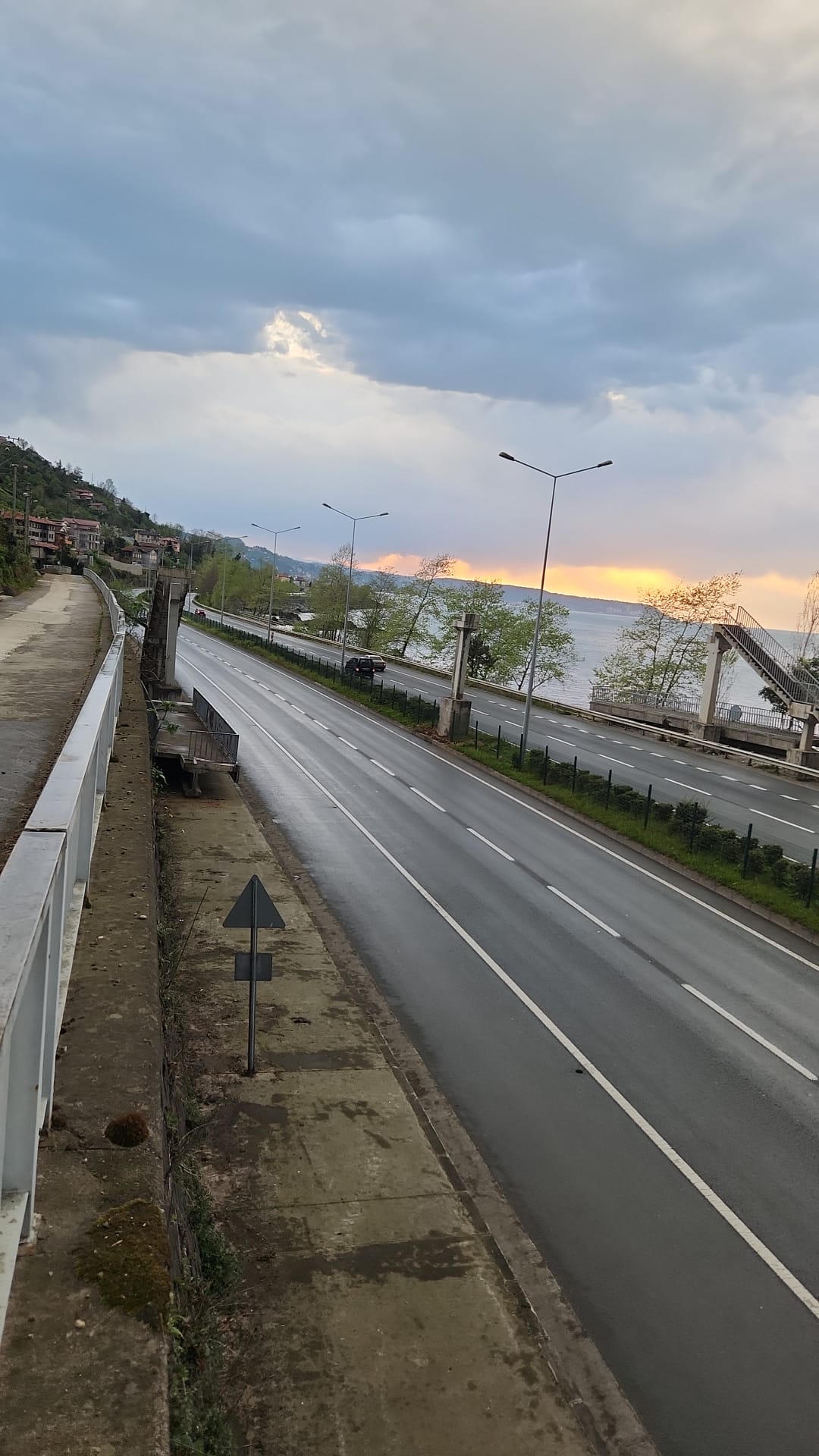 Karadeniz Sahil Yolunda Ecel Geçidi Yürekleri ağza getiriyor
